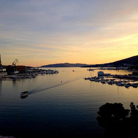 Apartman Toni Trogir Eksteriør billede